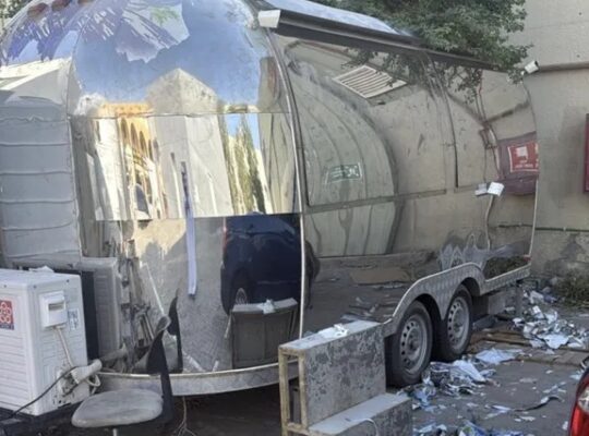 فود تراك مرخص في ابوظبي يصلح لاي نشاط غذائي