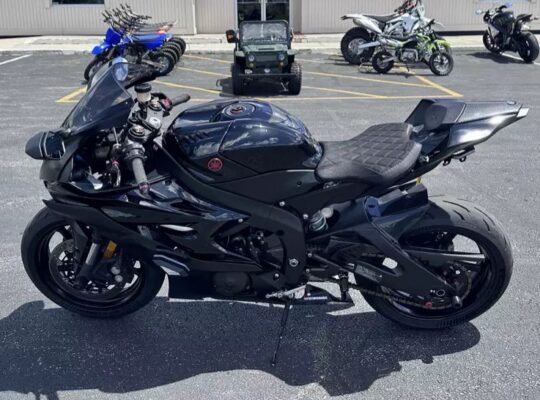 2020 yamaha R6