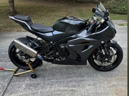 2021 Suzuki gsx r1000rr