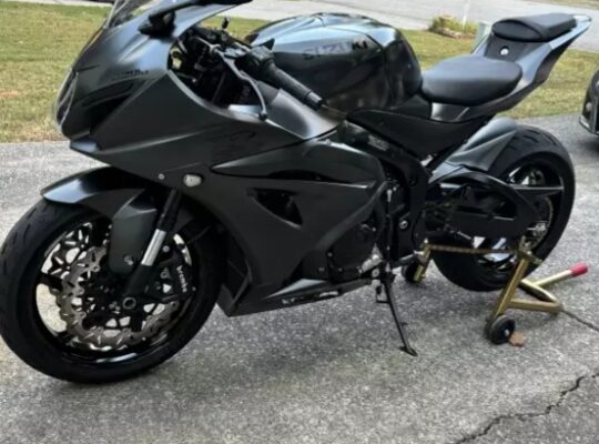 2021 Suzuki gsx r1000rr