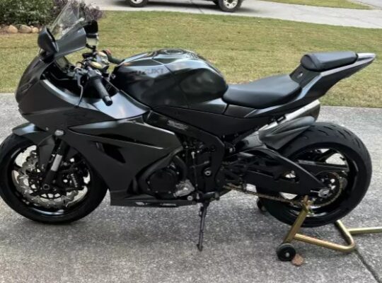 2021 Suzuki gsx r1000rr