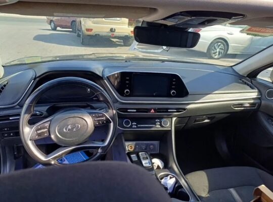 Hyundai sonata SEL convenience N Line full option