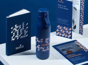 Best Deals on Business Gifts in Dubai