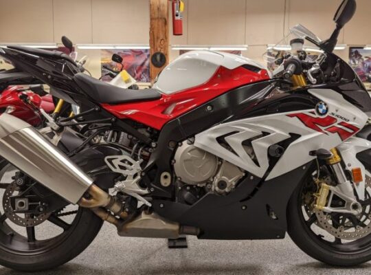 2019 BMW S1000RR Premium WhatsApp (+971586375226)