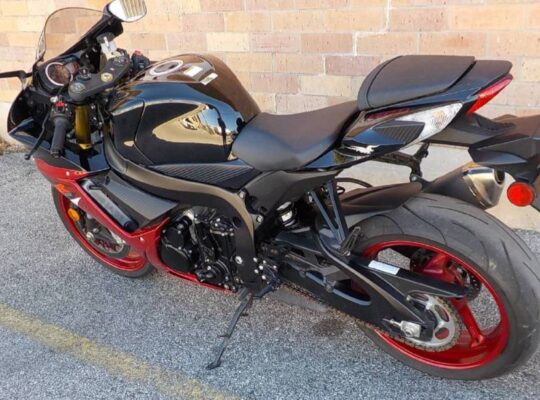 2018 Suzuki GSX-R1000 WhatsApp(+971586703639)