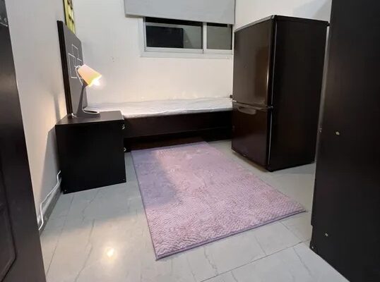 بارتشن مميز جدا لشاب عربي (الشارقه التعاون)