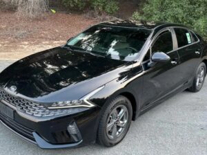 kia K5 model 2021 gcc specs first owner