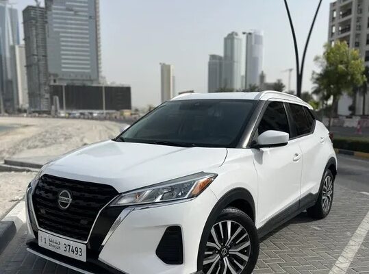 نيسان كيكس SV 2021 الرياضية بحالة ممتازة جدا