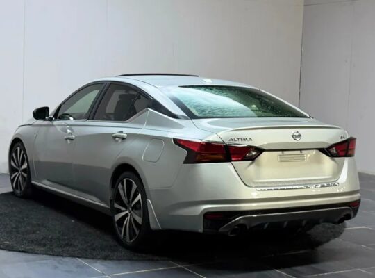 نيسان ألتيما اس ار وارد أمريكي 2019 ورق جمارك