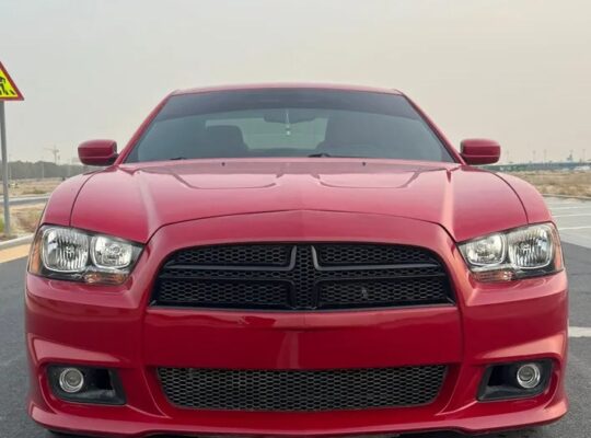 دودج تشارجر 2013 أمريكي فل أوبشن