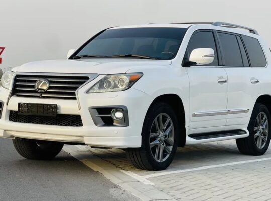 لكزس 2015 خليجي LX570. مالك اول من وكالة