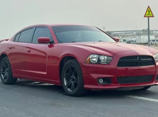 دودج تشارجر 2013 أمريكي فل أوبشن