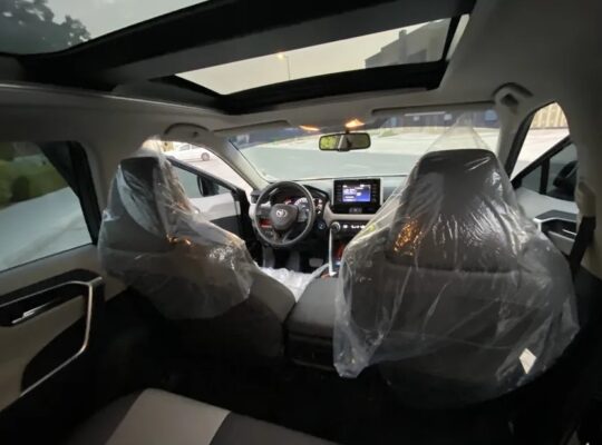 تويوتا راف فور 2021 ادفشنر 1/1 فل اوبشن خليجي الفط