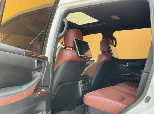 لكزس 2015 خليجي LX570. مالك اول من وكالة