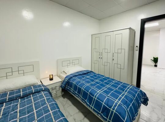 9 غرفتين و صالة مفروشة شاملة كل الفواتير اول ساكن