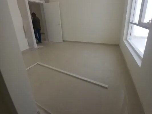 شقه واسعه وجديده للايجار