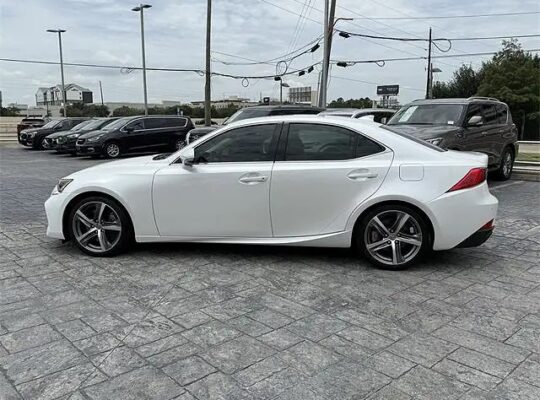 2019 Lexus IS 300