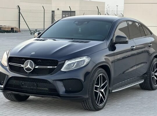 MERCEDES Benz GLE 43coupe AMG
