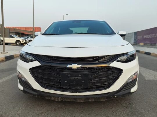 شيفروليه ماليبو وارد أمريكي لون أبيض 2023 (S)