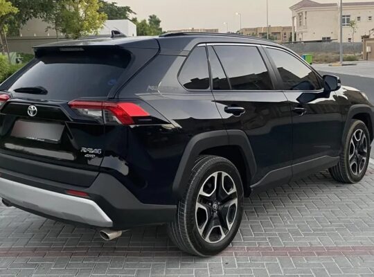 تويوتا راف فور 2021 ادفشنر 1/1 فل اوبشن خليجي