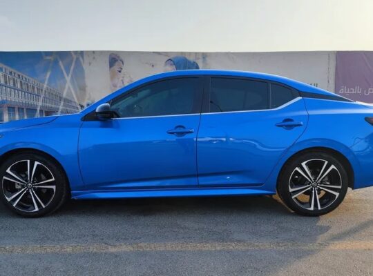 Nissan Sentra SR 2021 Blue in Great Conditions