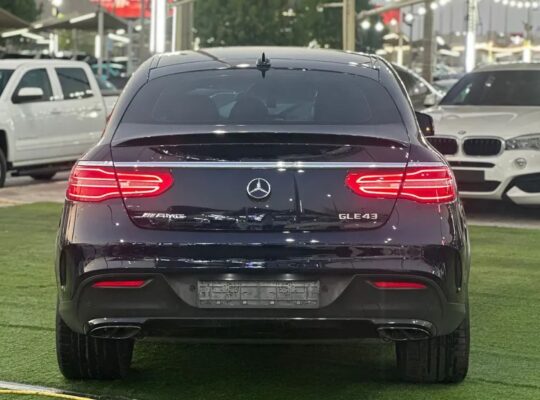 MERCEDES Benz GLE 43coupe AMG