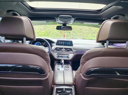 بي أم 750 مديل 2016