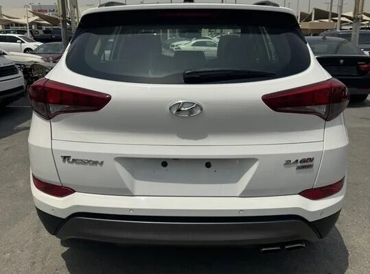 HYUNDAI TUCSON 2017 MODEL GCC SPECS
