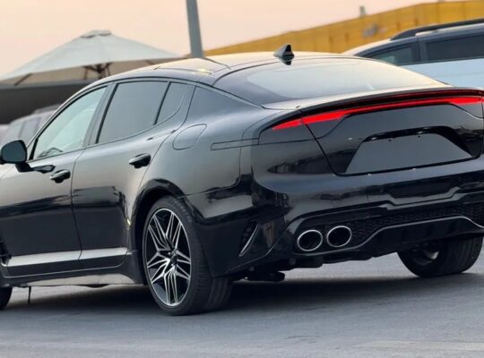 كيا ستنجر 2023 فل اعلى وصف ستة سلندر