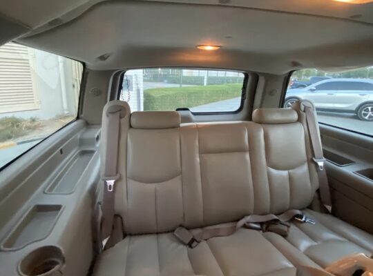 جمس يوكن سوبربان 2006 خليجي فل جديدة بحالة الوكالة