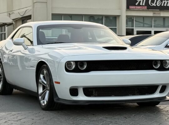 دودج تشالنجر وارد موديل 2021 RT V8