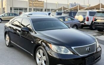 Lexus LS460L 2010 imported from Japan, VIP, full o