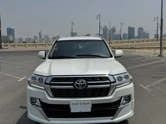 تويوتا لاند كروزر 2020 خليجي V8