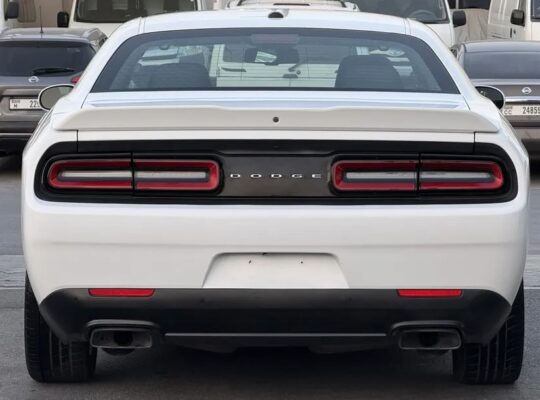 دودج تشالنجر وارد موديل 2021 RT V8