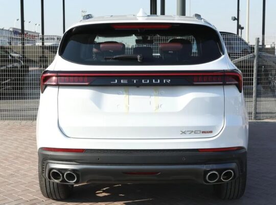 جيتور اكس 70 بلس موديل 2024 1,6 خليجي فل ابشن 7مقع