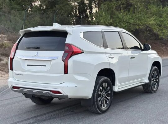 MITSUBISHI MONTERO SPORT—2023GCC