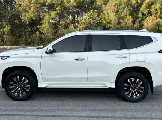 MITSUBISHI MONTERO SPORT—2023GCC