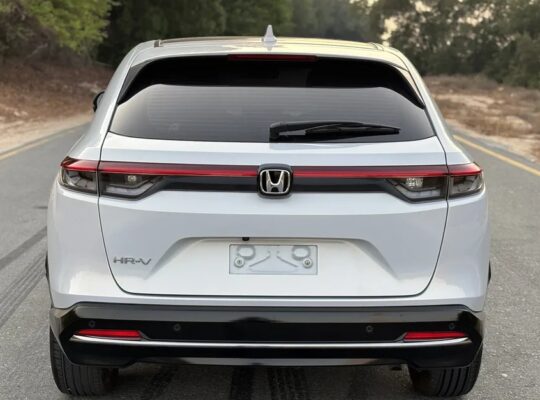 HONDA HR-V —2023–FULL OPTIONS—FREE ACCIDENT