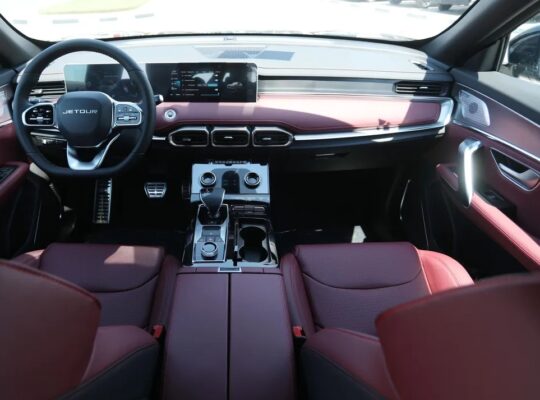 جيتور اكس 70 بلس موديل 2024 1,6 خليجي فل ابشن 7مقع