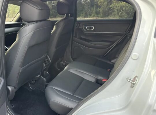 HONDA HR-V —2023–FULL OPTIONS—FREE ACCIDENT