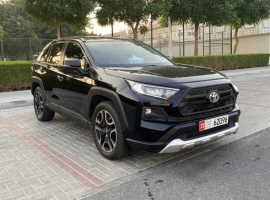 تويوتا راف فور 2021 خليجي الفطيم 4WD فل الفل ادفنج