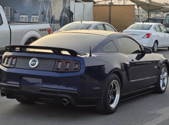 فورد موستيغ خليجي V8 5.0 فل مواصفات بحاله ممتازه ج