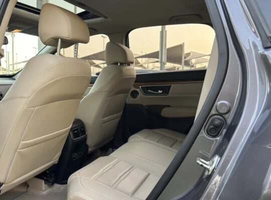 HONDA CR-V —2019–GCC—FREE ACCIDENT—ORIGINAL PAINT