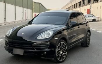 بورش كايان وارد اليابان