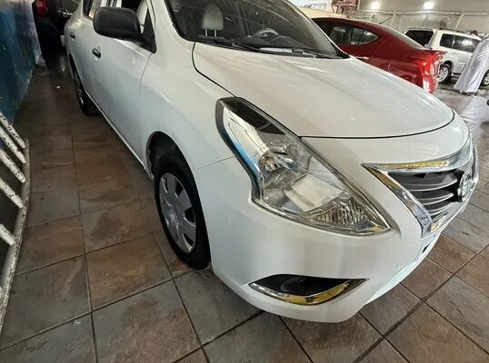 نيسان صني 2019 بدون أي مشاكل أو أعطال