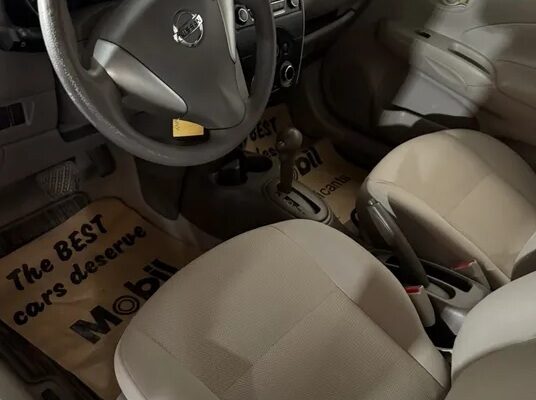 نيسان صني 2019 بدون أي مشاكل أو أعطال