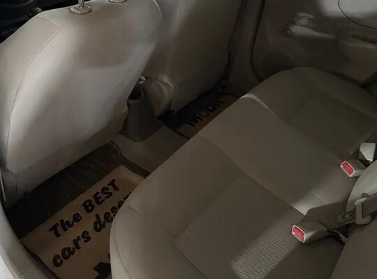 نيسان صني 2019 بدون أي مشاكل أو أعطال