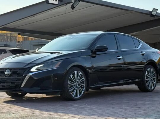 نيسان التيما SL فل اعلى المواصفات للبيع موديل 2023