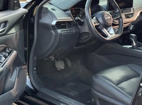 نيسان التيما SL فل اعلى المواصفات للبيع موديل 2023