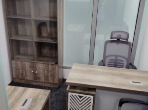 100 sqft office space available for rent